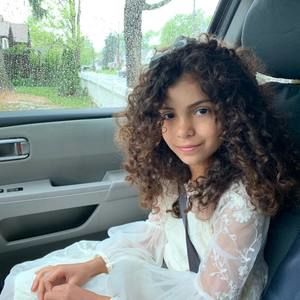 Meet your Posher, Aldona